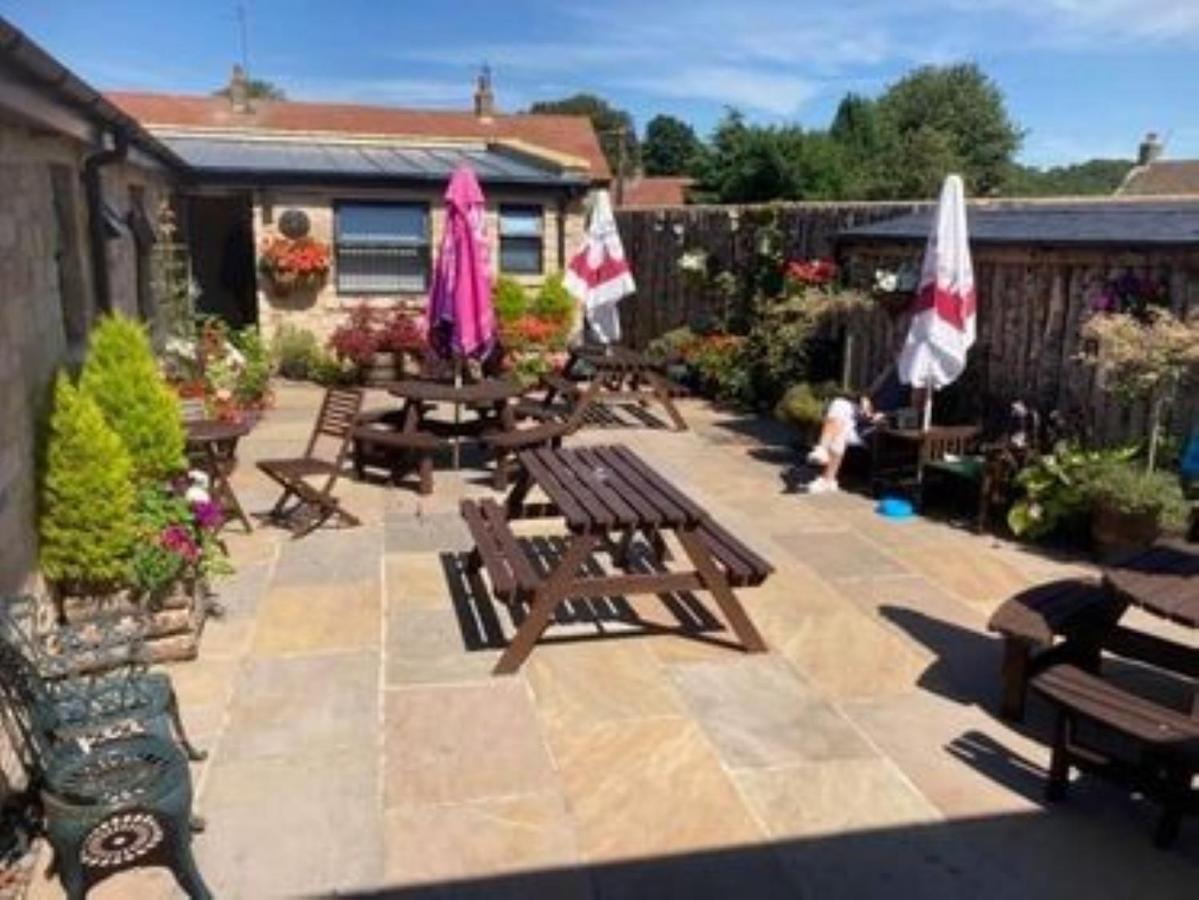 The Masons Arms Bed & Breakfast Norham Exterior photo