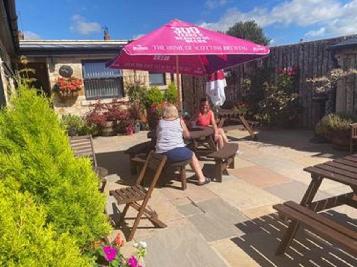 The Masons Arms Bed & Breakfast Norham Exterior photo