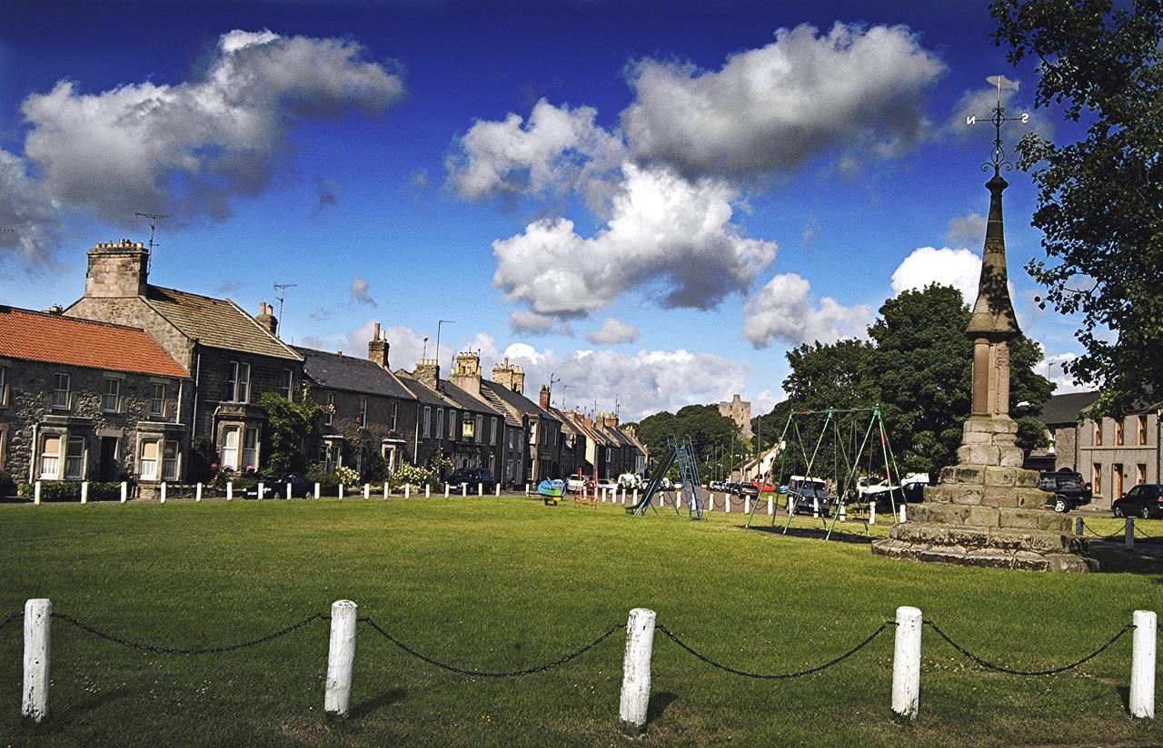 The Masons Arms Bed & Breakfast Norham Exterior photo